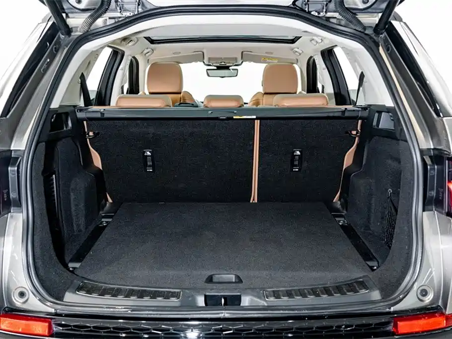 Land Rover Discovery Sport 2024 — фото 24