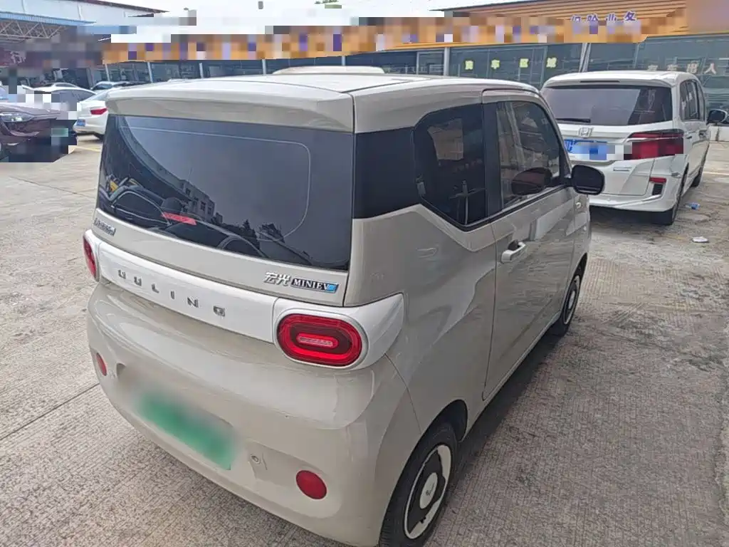 Wuling Hongguang MINIEV 2024