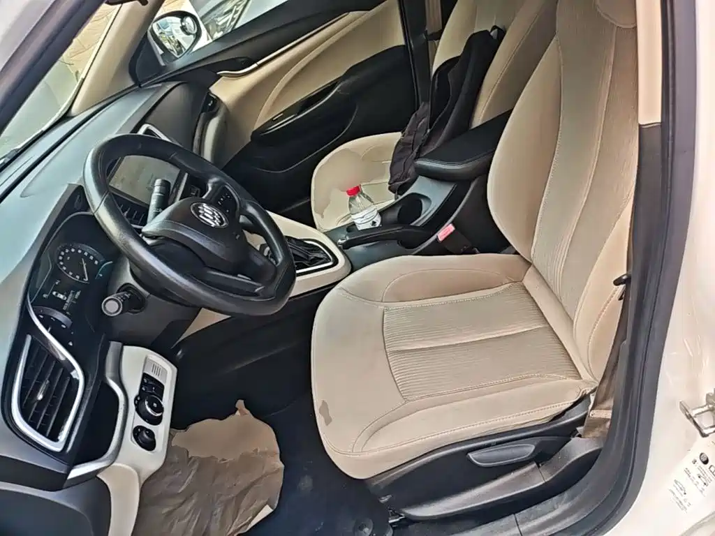 Buick Excelle 2016 — фото 15