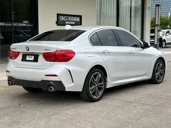 BMW 1 Series 2022