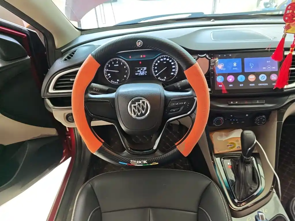 Buick Excelle 2018 — фото 11