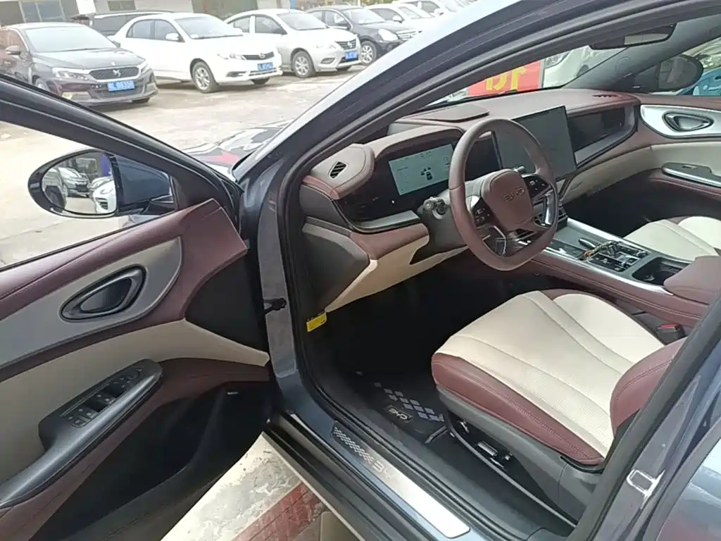 BYD Seal 07 DM-i 2024 — фото 16