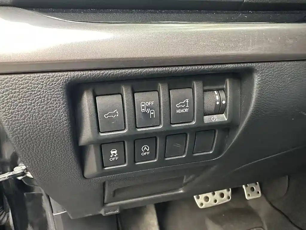 Subaru Outback 2017 — фото 11