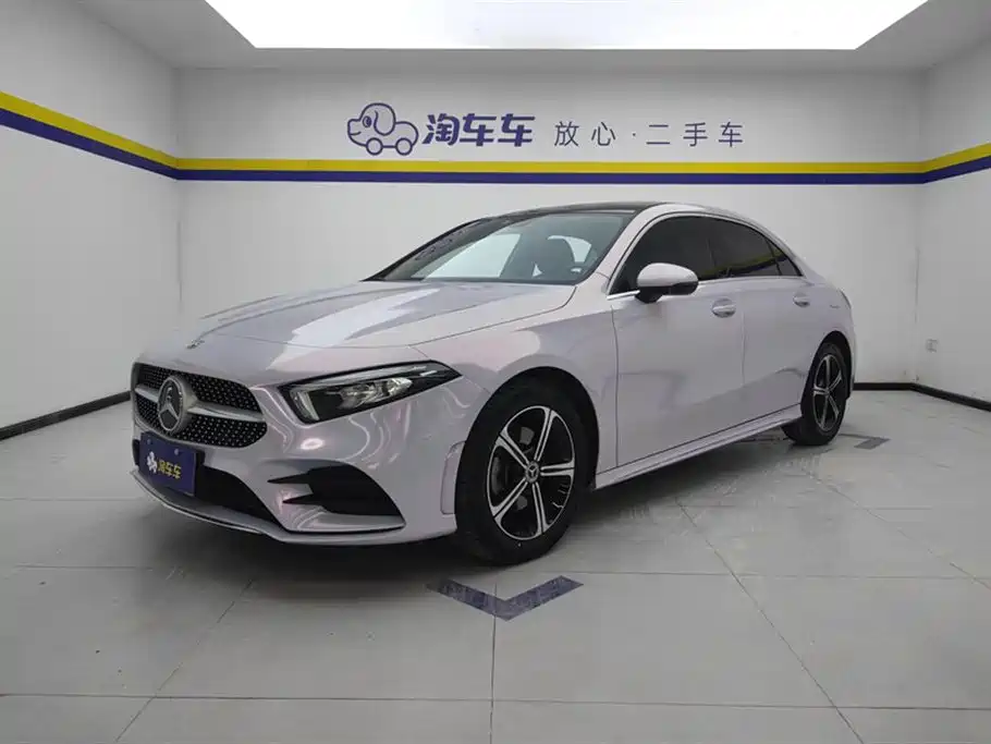Mercedes-Benz A-Class 2022 — фото 1