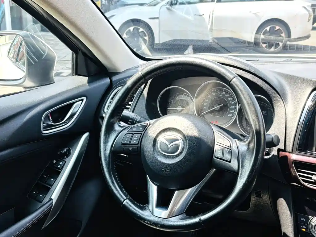 Mazda Atenza 2016 — фото 4