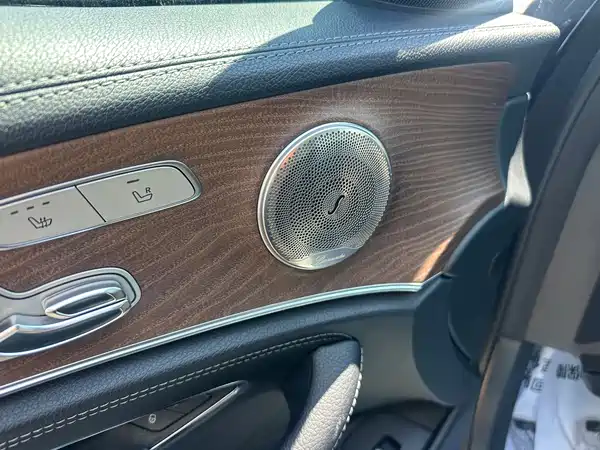 Mercedes-Benz E-Class 2019
