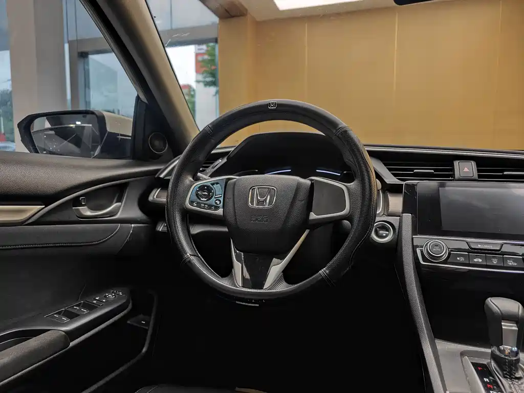Honda Civic 2021 — фото 14