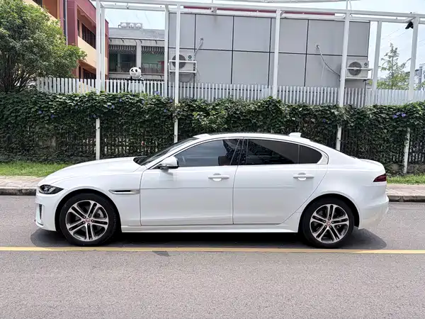 Jaguar XEL 2023