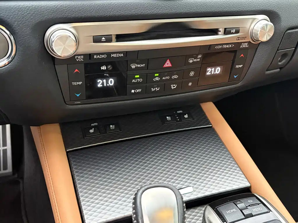 Lexus GS 2017 — фото 12
