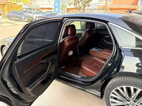 Audi A8 2019