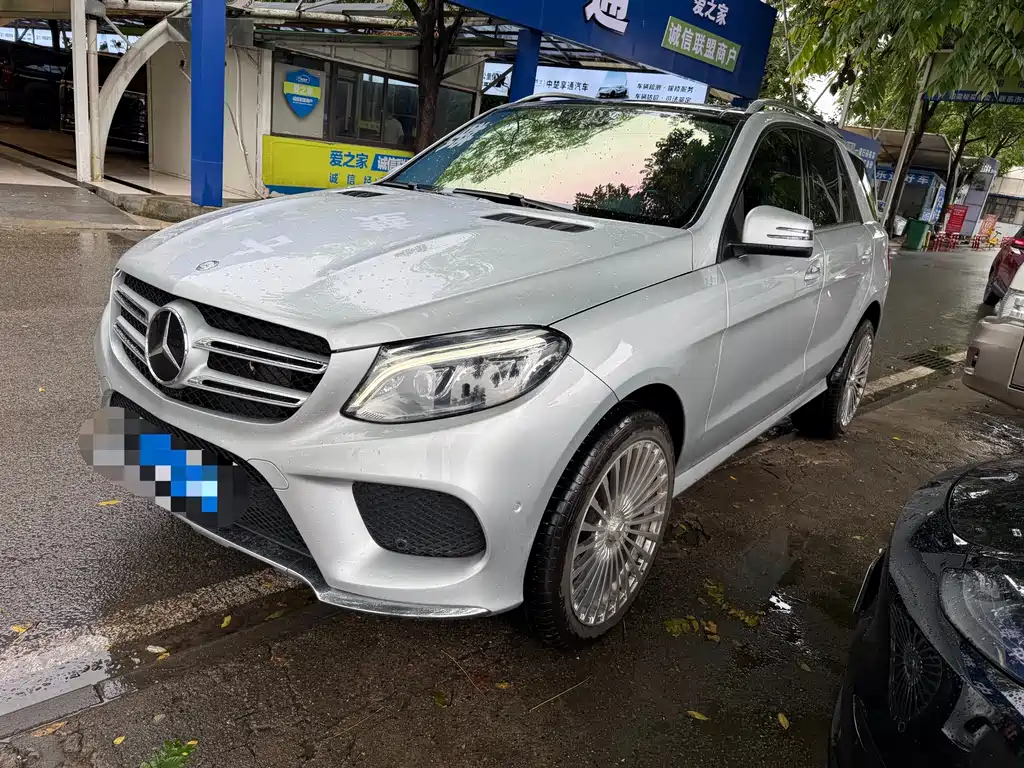 Mercedes-Benz GLE 2016 — фото 1