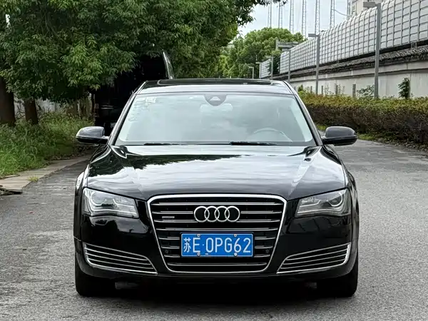 Audi A8 2013