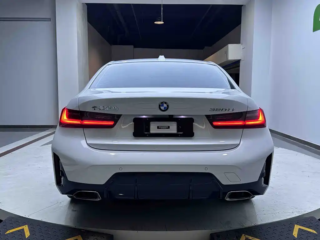 BMW 3 Series 2023
