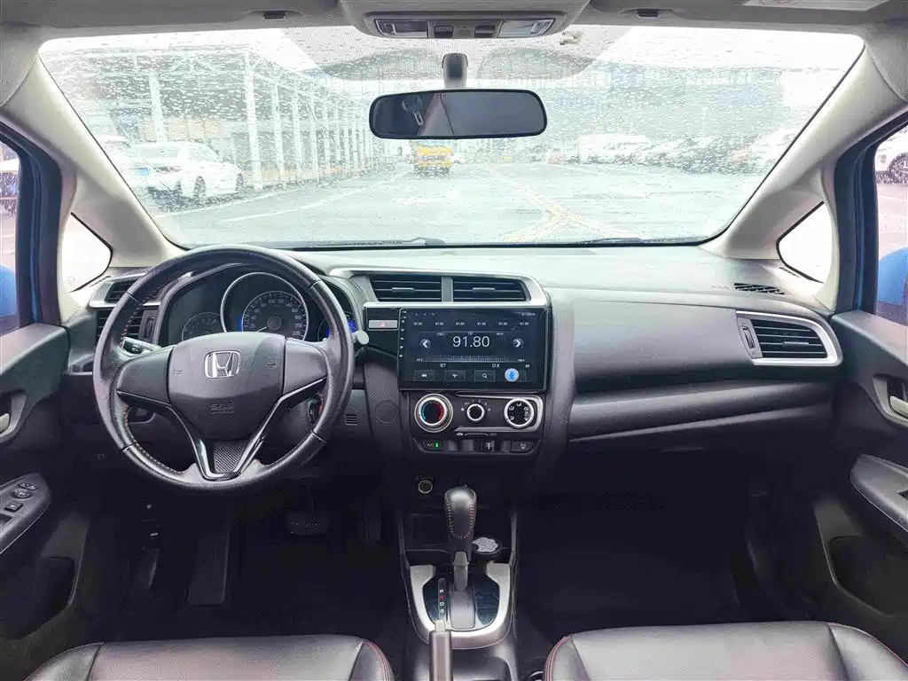 Honda Fit 2018 — фото 13