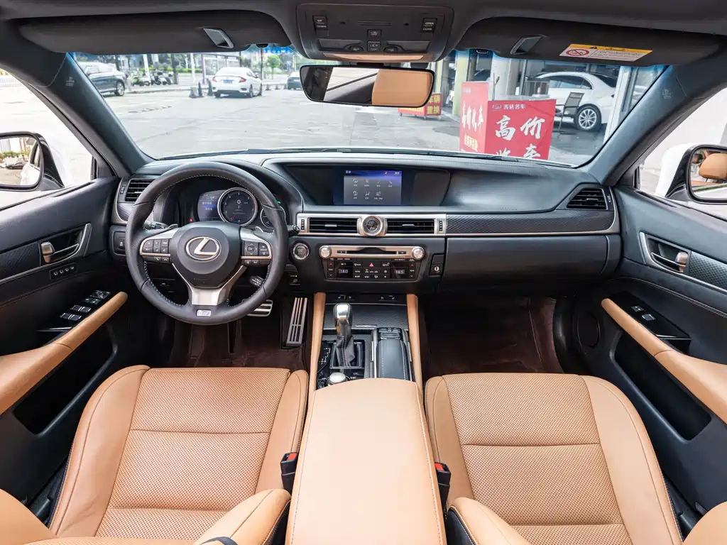 Lexus GS 2017 — фото 13