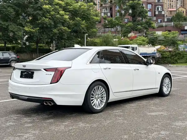 Cadillac CT6 2021