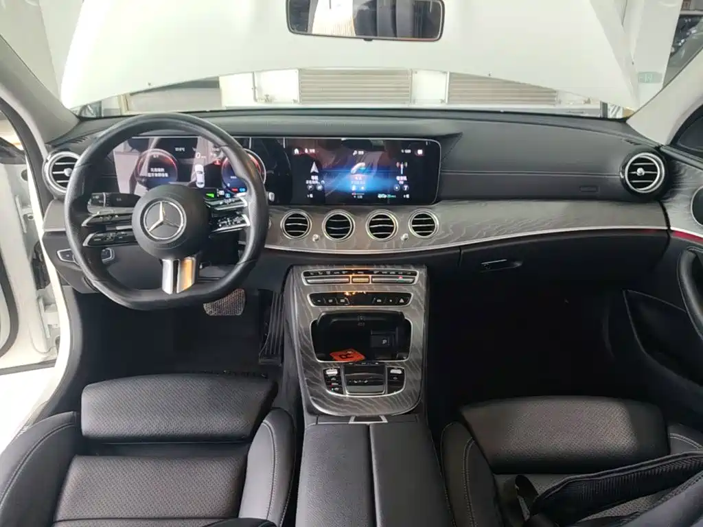 Mercedes-Benz E-Class 2021 — фото 10
