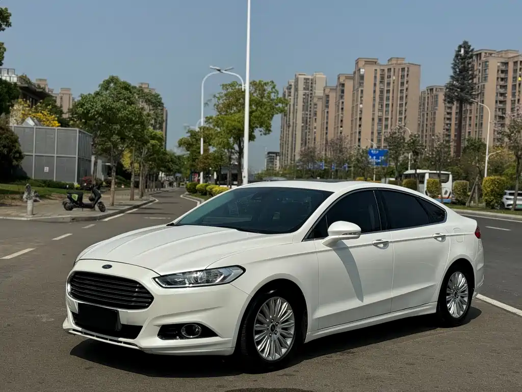 Ford Mondeo 2016 — фото 1