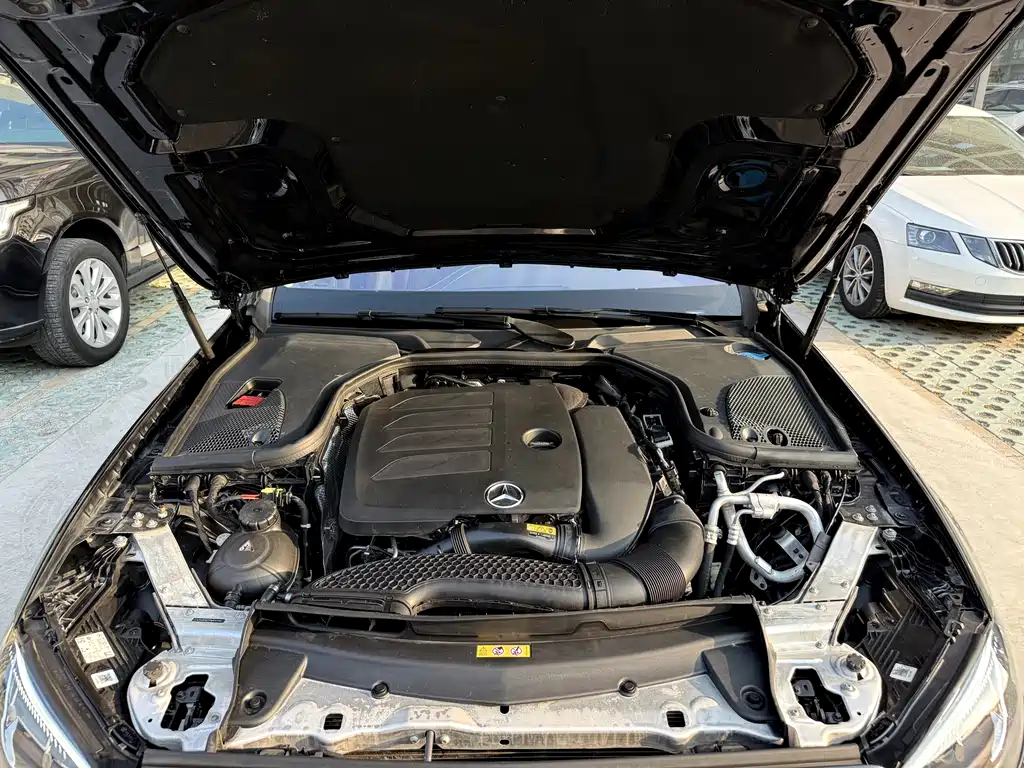 Mercedes-Benz E-Class 2023 — фото 25