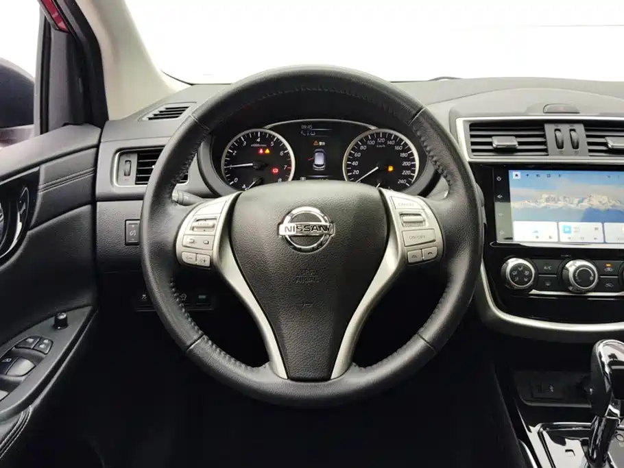 Nissan Tiida 2021 — фото 15