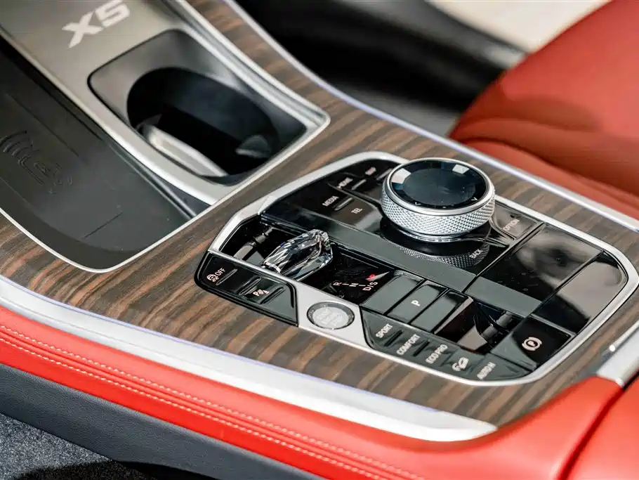 BMW X5 2024 — фото 18