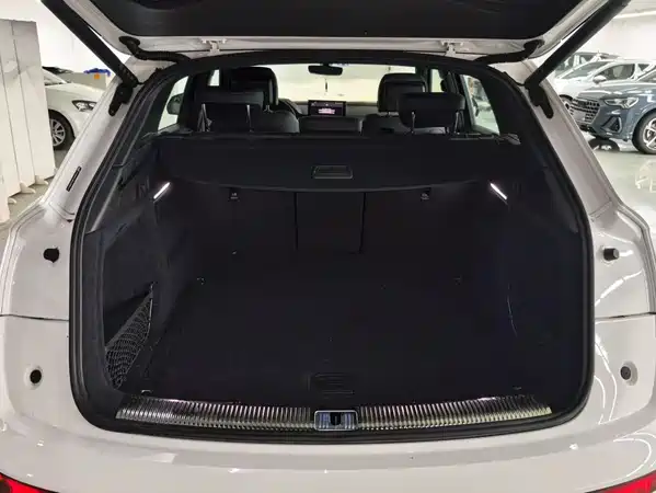 Audi Q5L 2024
