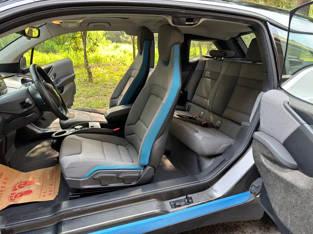 BMW i3 2019 — фото 8
