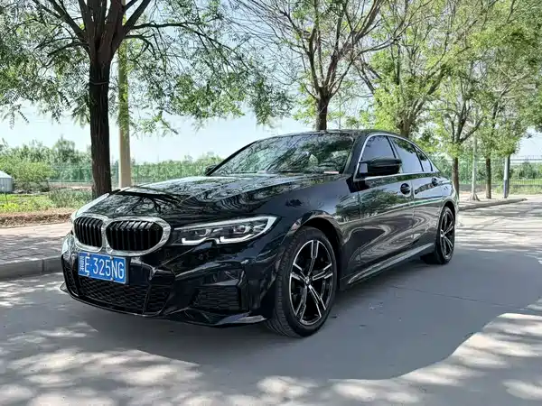 BMW 3 Series 2022