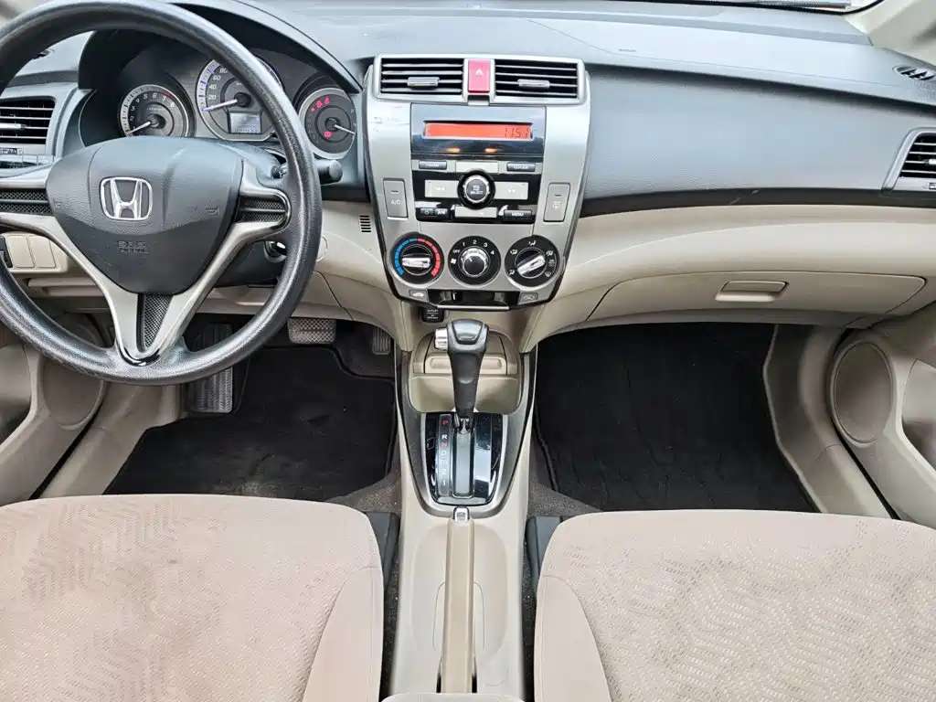 Honda City Classic 2014 — фото 17