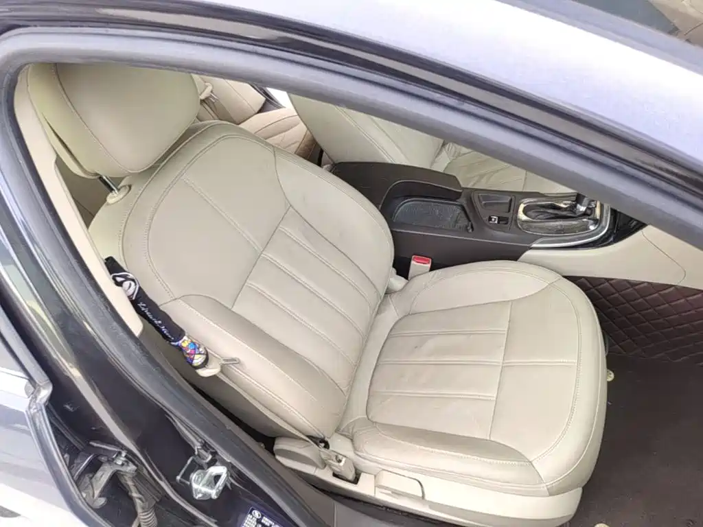 Buick Regal 2014 — фото 11