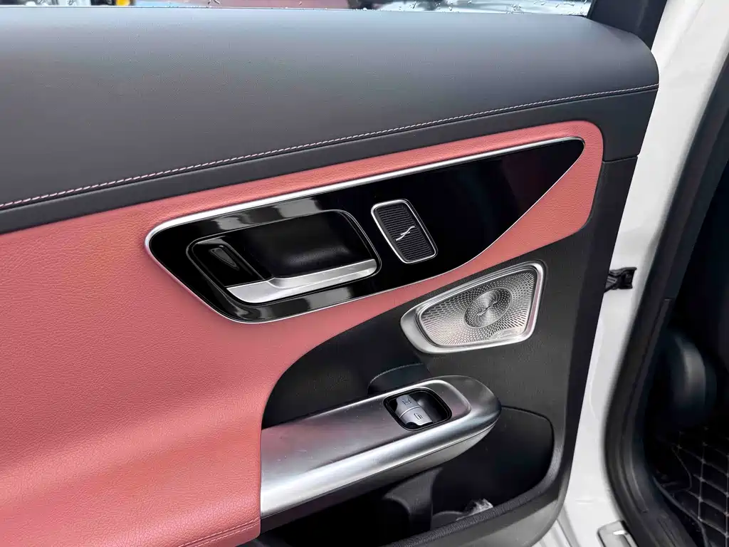 Mercedes-Benz C-Class 2022 — фото 9