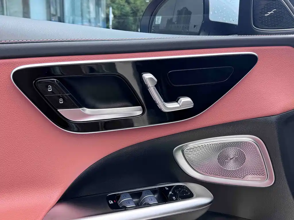 Mercedes-Benz C-Class 2022