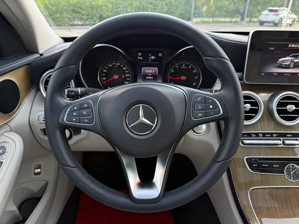 Mercedes-Benz C-Class 2015 — фото 37