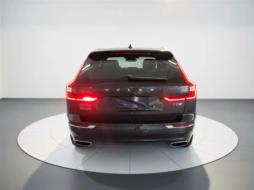 Volvo XC60 2019 — фото 6