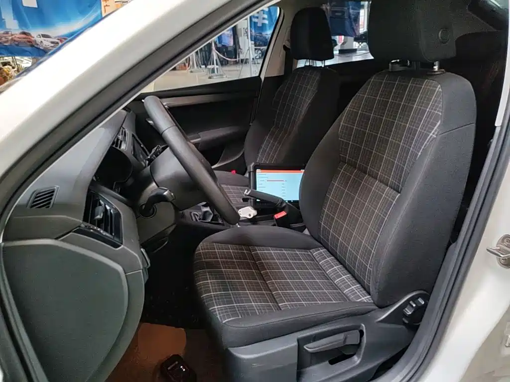 Skoda Octavia 2020 — фото 15