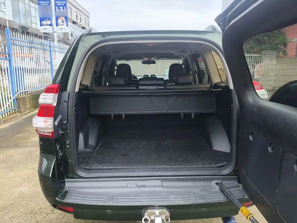 Toyota Prado 2018 — фото 19
