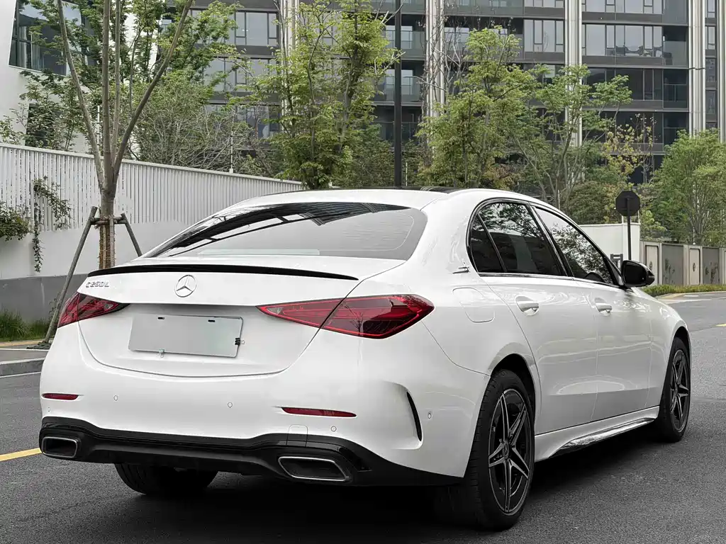Mercedes-Benz C-Class 2024 — фото 14