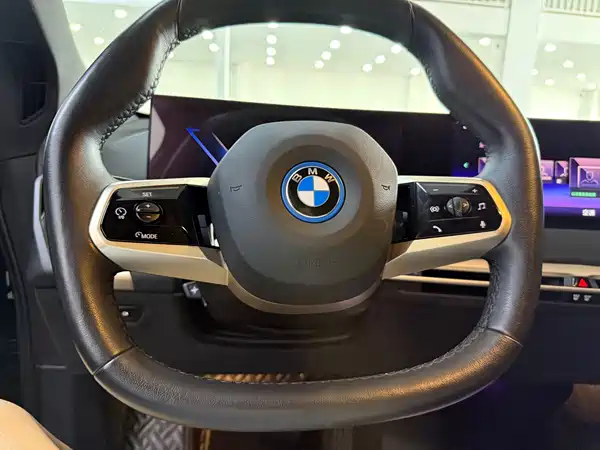 BMW iX 2022