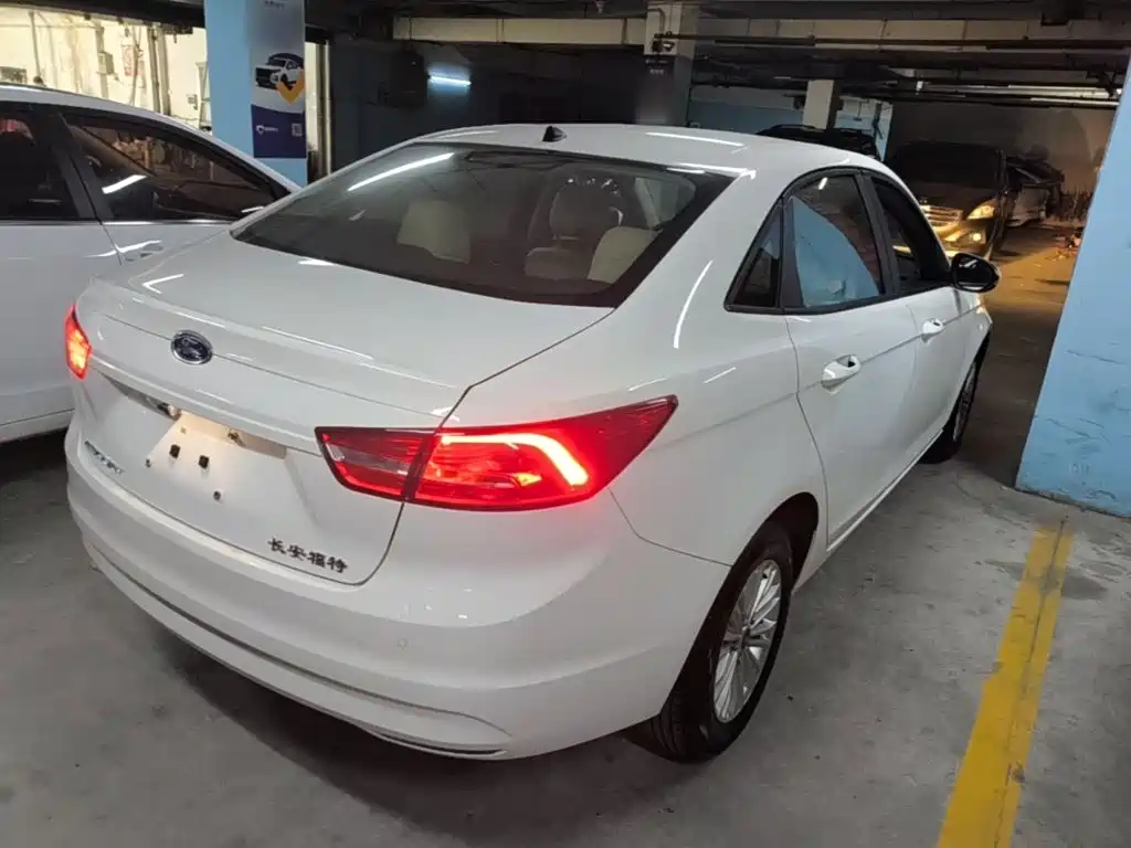 Ford Escort 2017