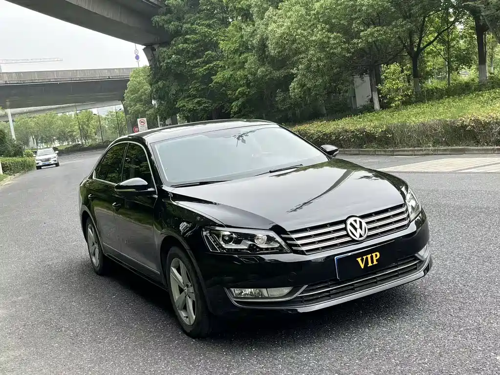 Volkswagen Passat 2014 — фото 13