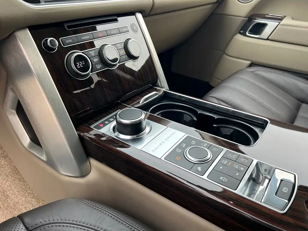 Land Rover Range Rover 2014 — фото 22