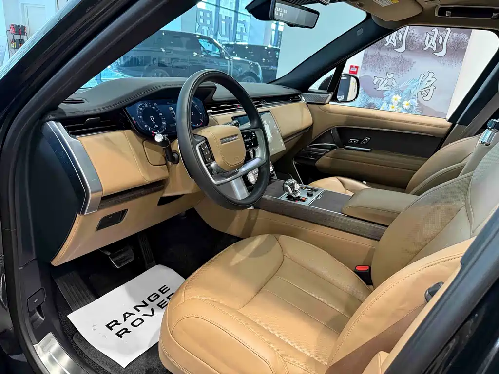 Land Rover Range Rover 2025 — фото 13