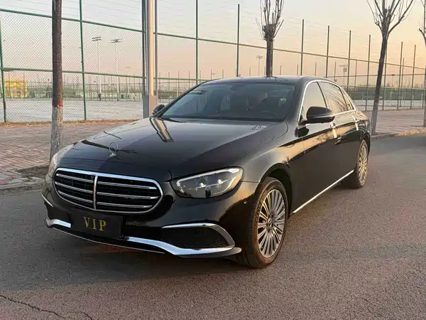 Mercedes-Benz E-Class 2022