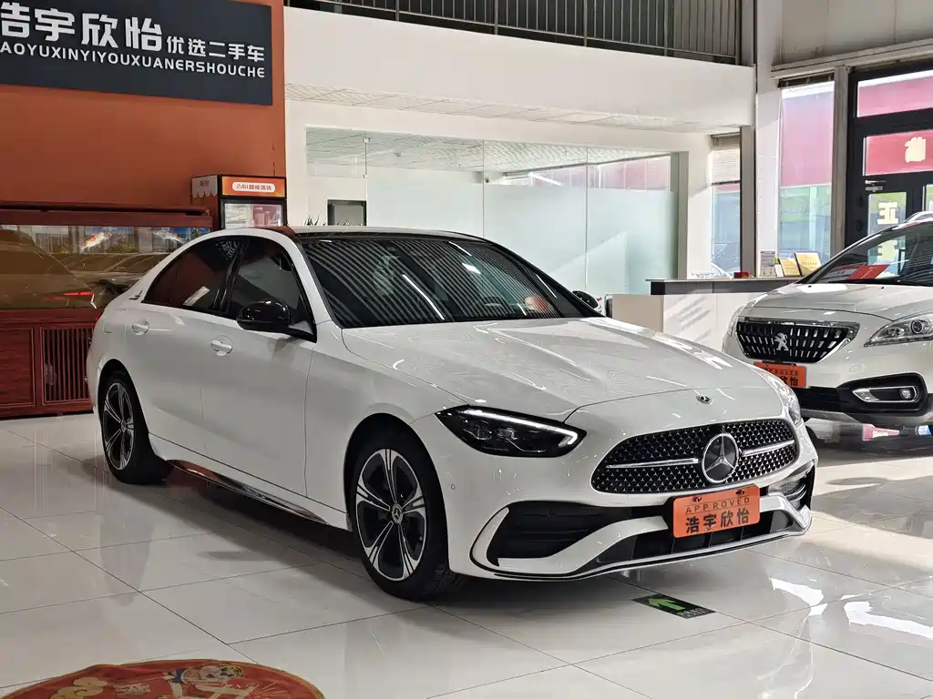 Mercedes-Benz C-Class 2022