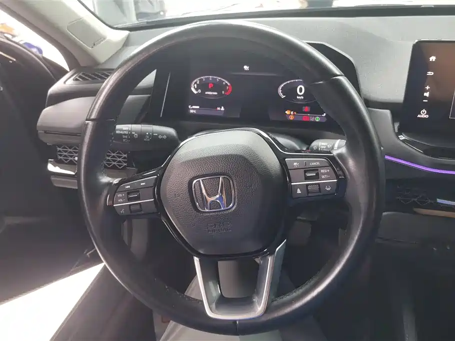 Honda Accord 2023 — фото 15
