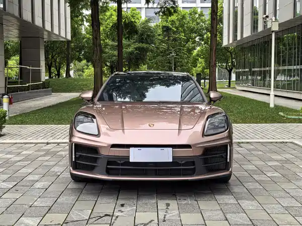 Porsche Panamera 2024
