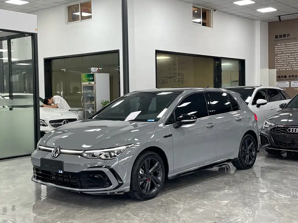 Volkswagen Golf 2022