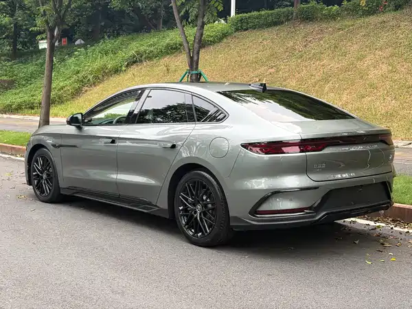 BYD Han 2026