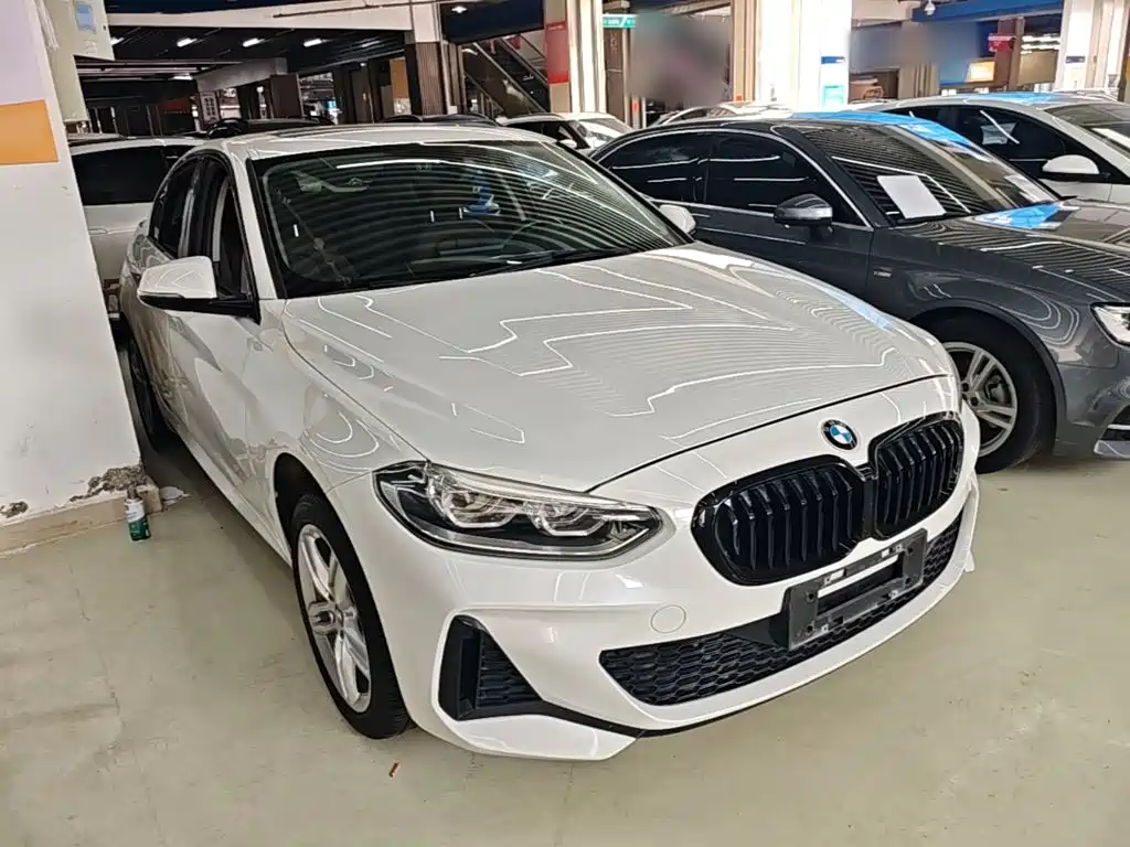 BMW 1 Series 2020 — фото 4
