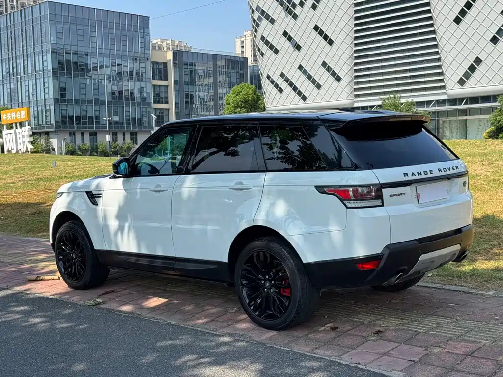 Land Rover Sport 2014